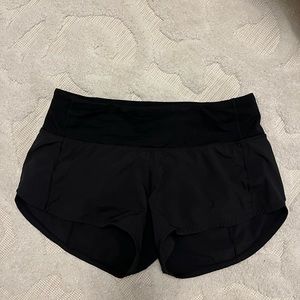 Lululemon Speed Up 2.5” size 2 Black